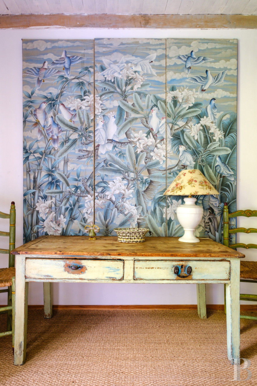 Dans le Gers, à l’ouest de Lectoure, un ancien domaine de production d’armagnac transformé et décoré avec soin - photo  n°28